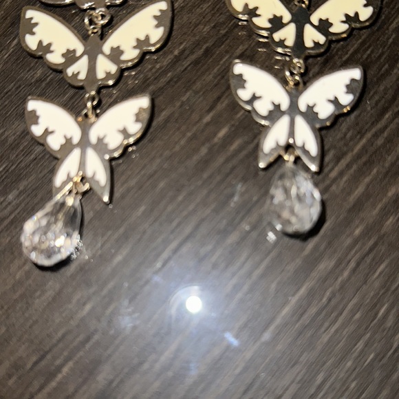 bebe Enamal Butterfly Earrings gold white - Picture 2 of 3